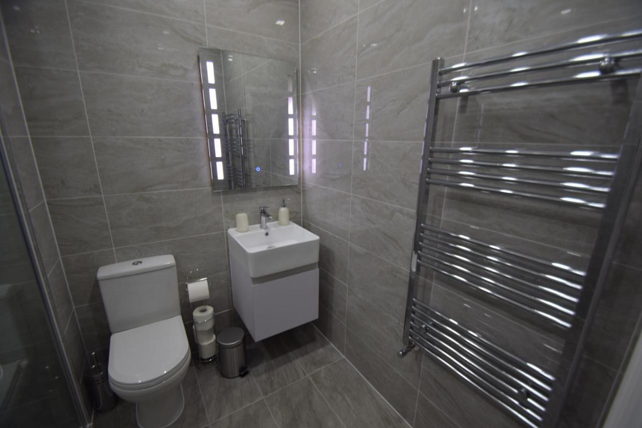 Ferienwohnung Sapphire House Telford Exterior foto